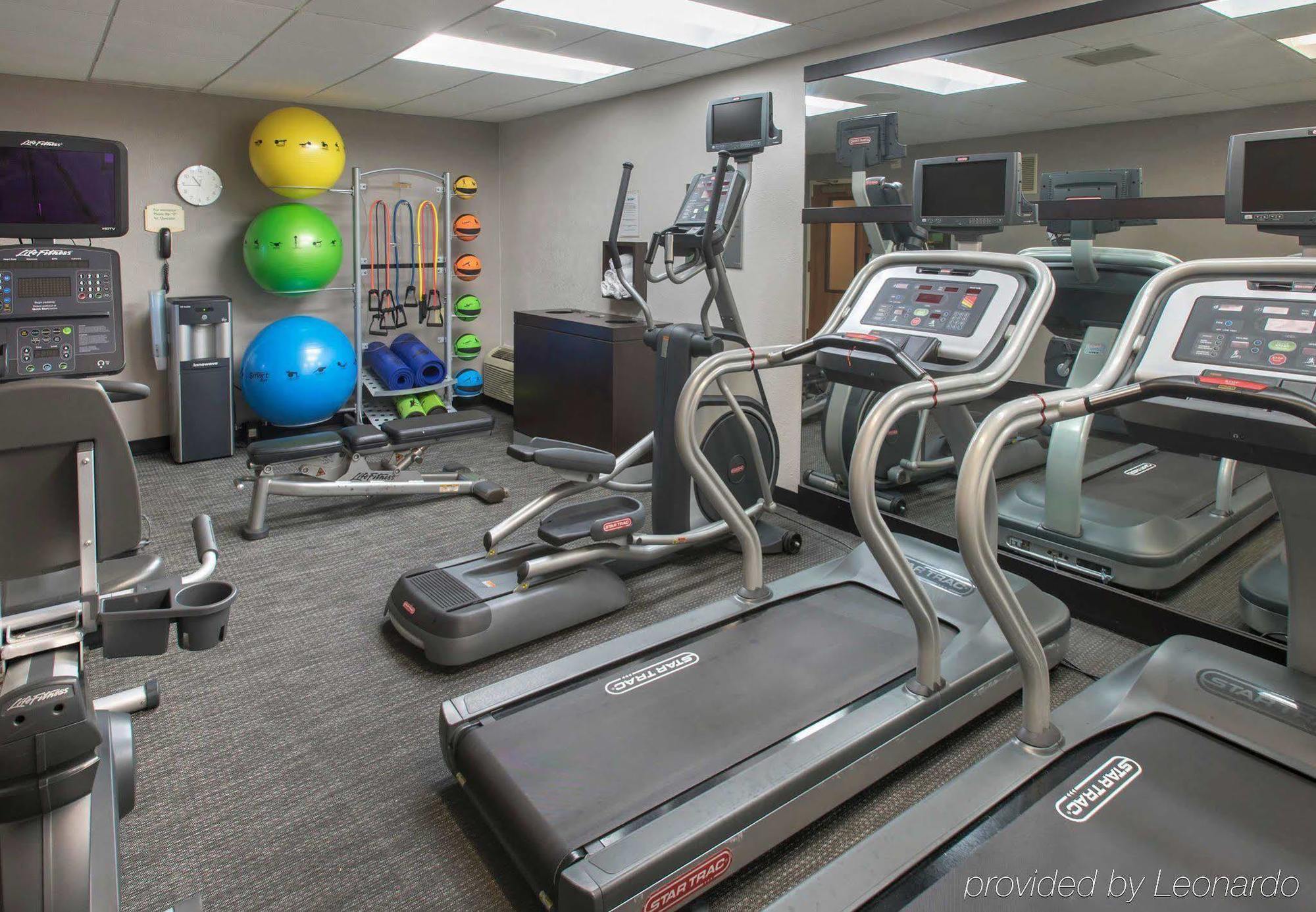 Courtyard By Marriott Mt. Laurel Hotel Mount Laurel Bagian luar foto